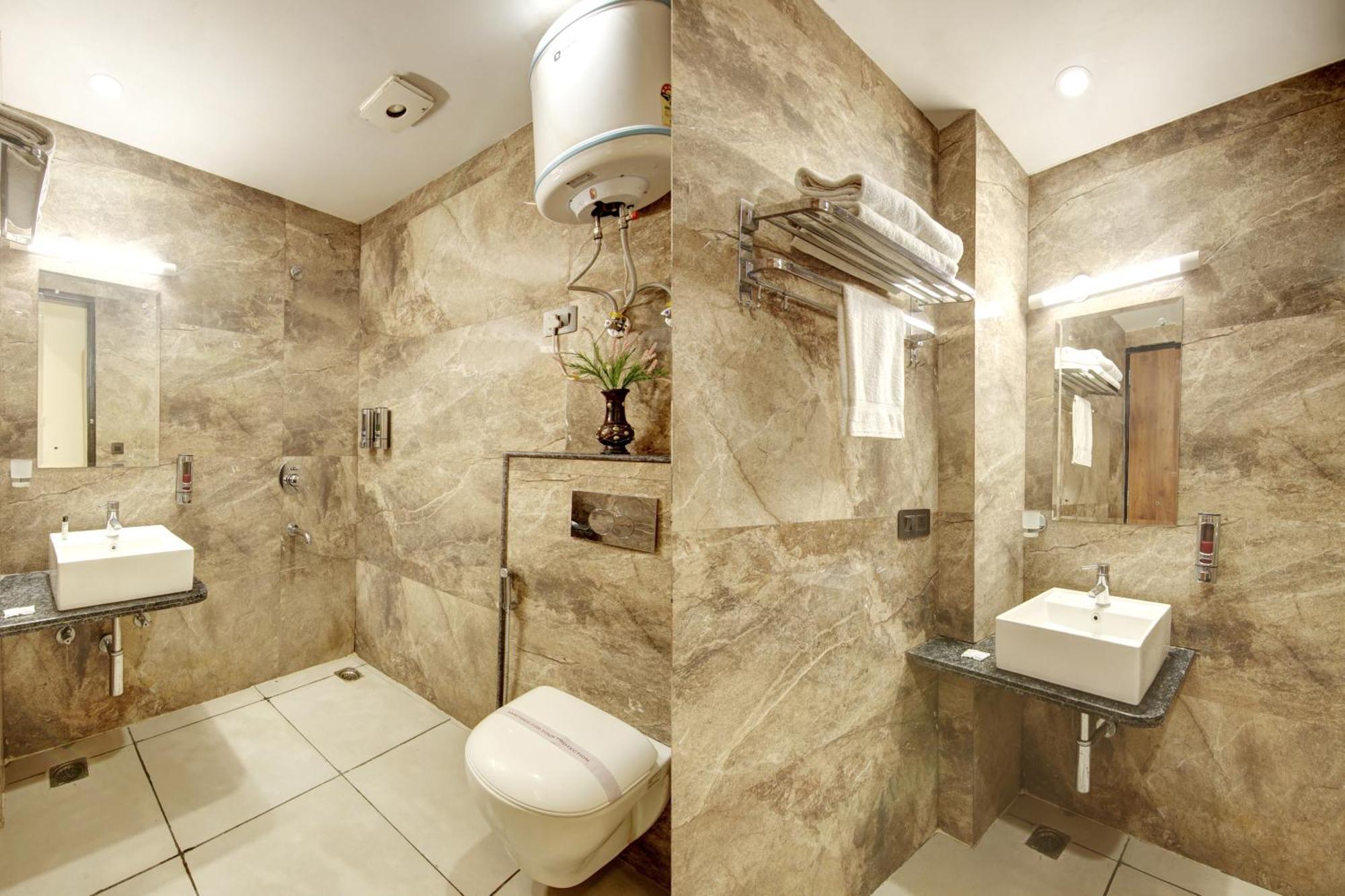 Hotel Armani Suites By Smart Group New Delhi Buitenkant foto